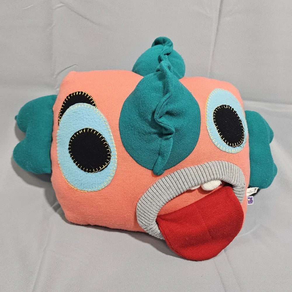 Manhattan Toy Company VTG 2009 Funky Wacky Face Throw Pillow RARE COLLECTIBLE